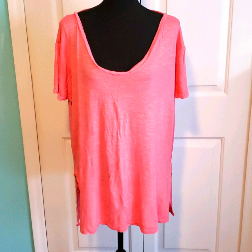FREE W/$10 PURCHASE. VENUS beach cover up.